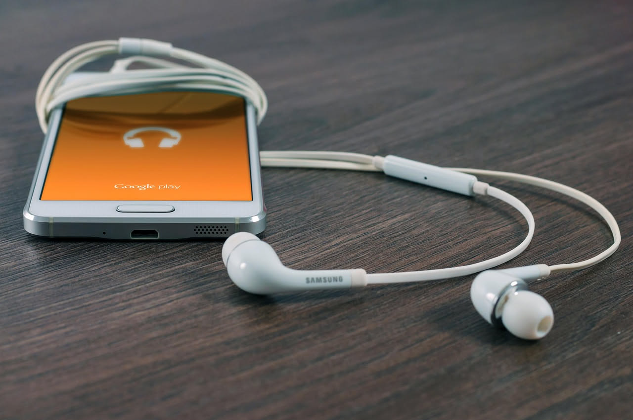 Whisper: il software gratis di OpenAI che ha rivoluzionato la trascrizione audio
