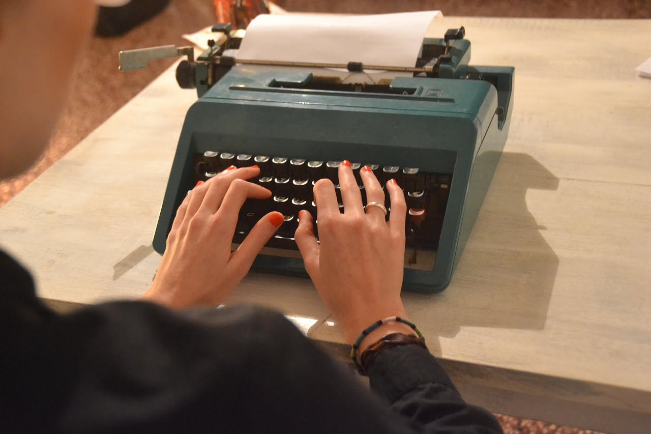 Chiedere all'AI di scrivere come uno specialista: ecco perché funziona