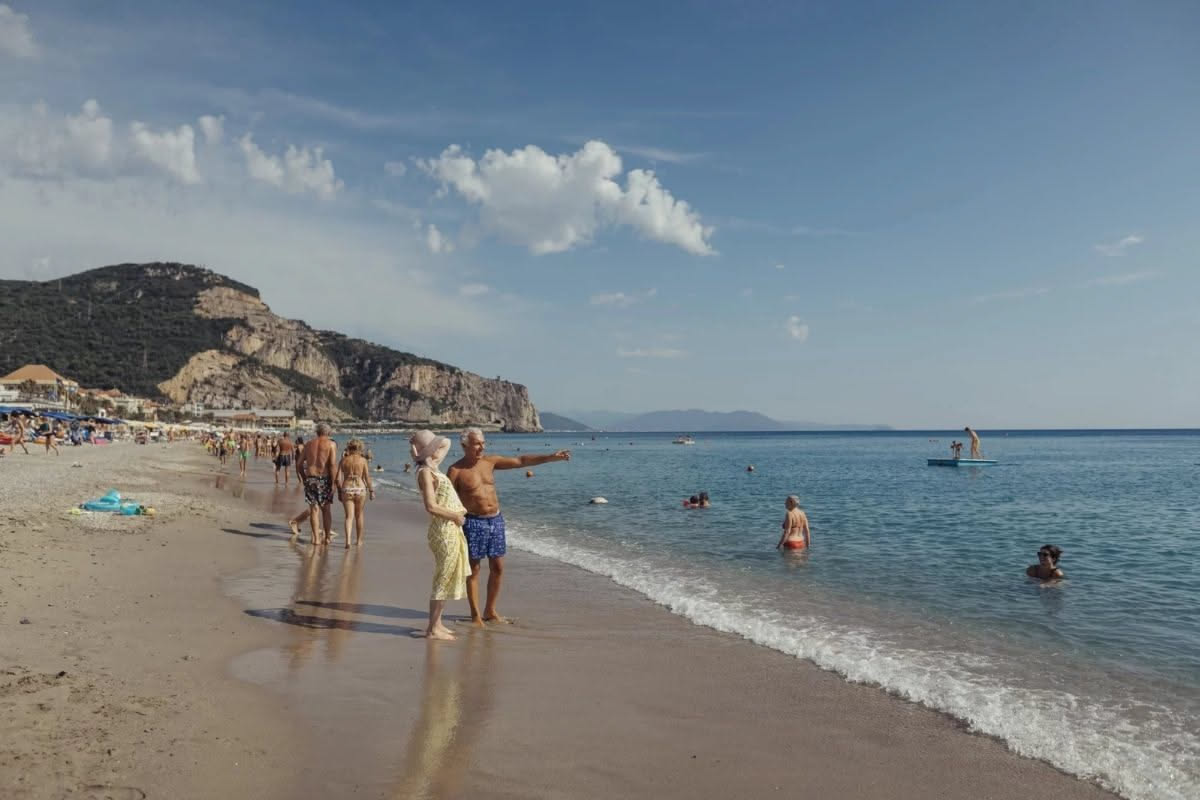 Pianificare le vacanze del nonno con l'AI: come organizzare il viaggio perfetto