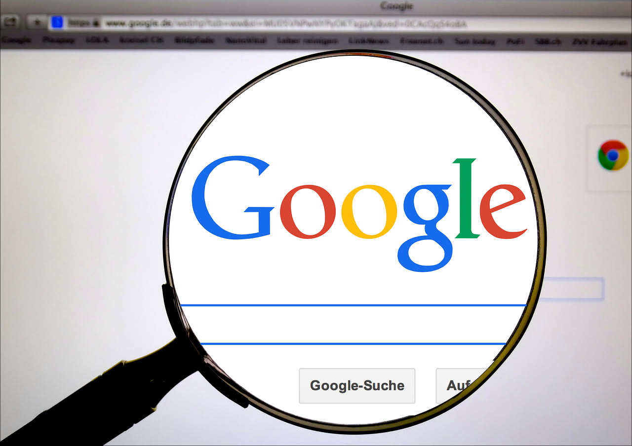 ChatGPT o Google: sette differenze nel modo di cercare risposte
