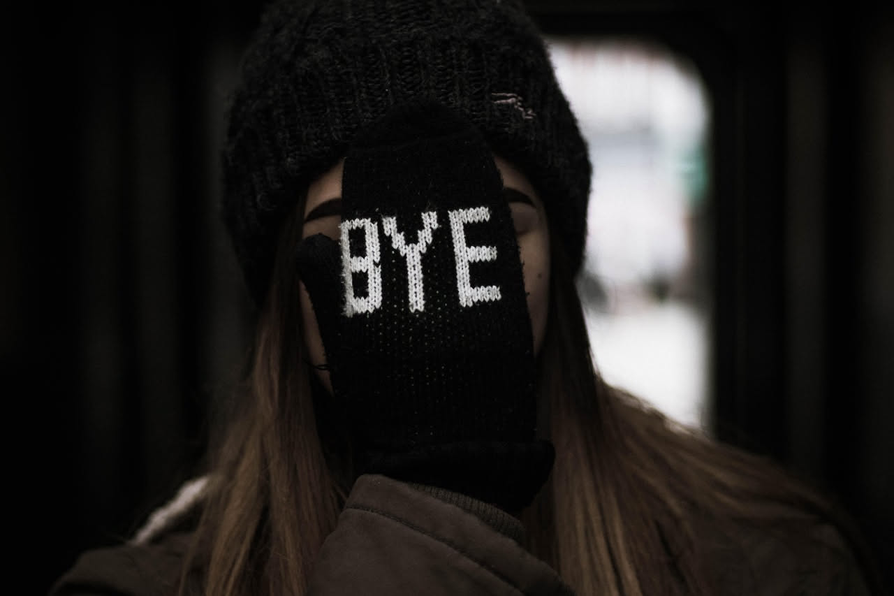 Come scrivere a un ex che ti ha bloccato: il prompt giusto