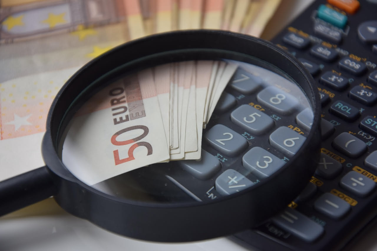 Controllo Finanza: come l'IA ti aiuta a scegliere il commercialista giusto