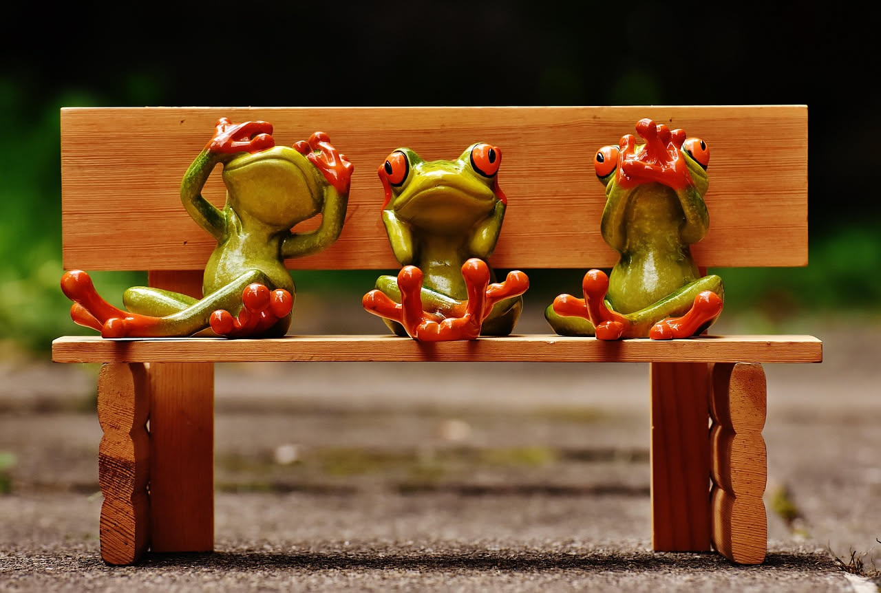 Prompt few shot con tre esempi: come insegnare all'IA a rispondere bene